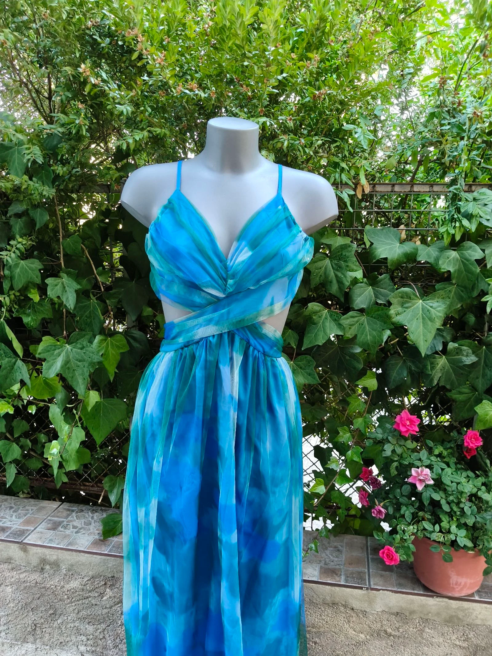 Vestido largo tule azul turquesa cut out – photo 3